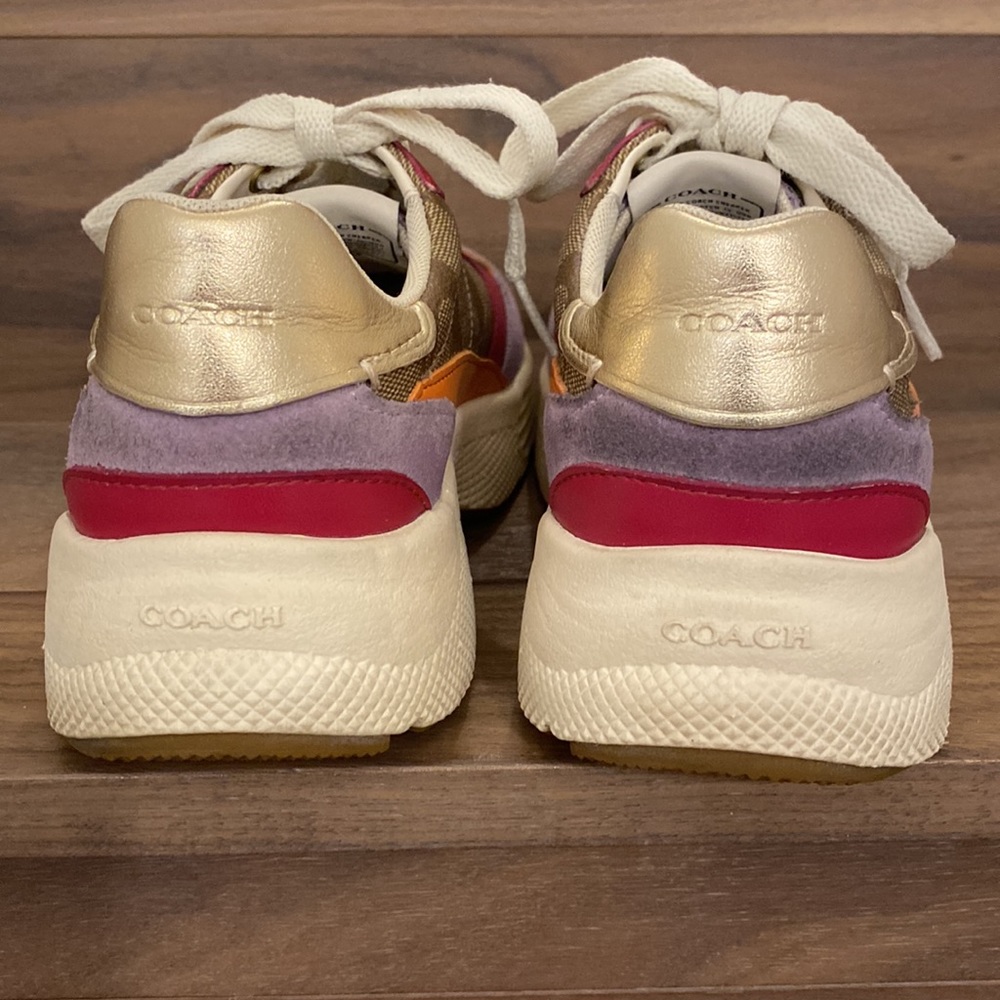 Coach runner - Picture 4 of 7